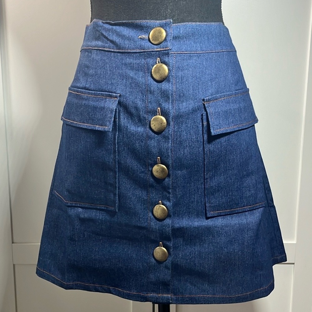 Unique Vintage Medium Blue Denim Button up Mini Skirt XL/14